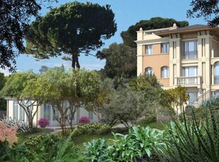 Villa in Vendita a Recco Recco - Centro