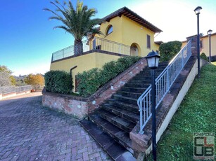 Villa in Vendita a San Miniato Via Montorzo, 22