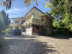 Villa in vendita a Schio