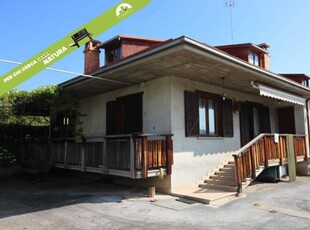 Villa in vendita a Villanova Mondovi'