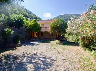 Villa in vendita Imperia