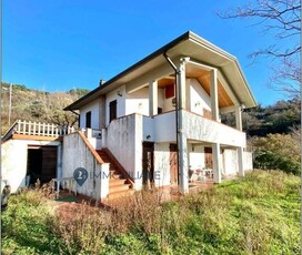 Villa in vendita La spezia