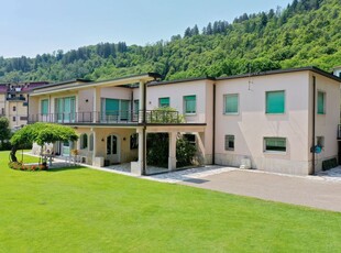 Villa in vendita Lucca