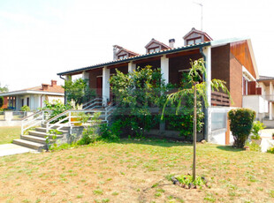 Villa in vendita Pavia