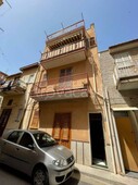Casa Indipendente in vendita a Bagheria via Regalbuto