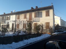 Casa semi indipendente in Collina San Defendente 8 a Ferrere
