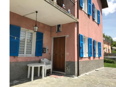 Affitto Appartamento Vacanze a Rezzoaglio, Frazione Cabanne, Località Cabanne 44