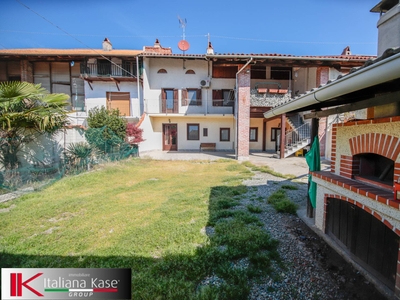 Casa indipendente con terrazzo a San Giusto Canavese