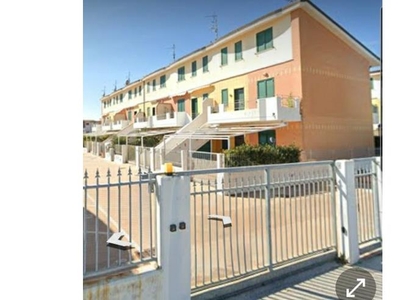 Affitto Villetta a schiera Vacanze a Campomarino, Frazione Lido Di Campomarino, Via E. Vanoni 322
