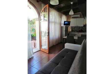 Affitto Appartamento Vacanze a Quartu Sant'Elena, Via Luigi Merello 106