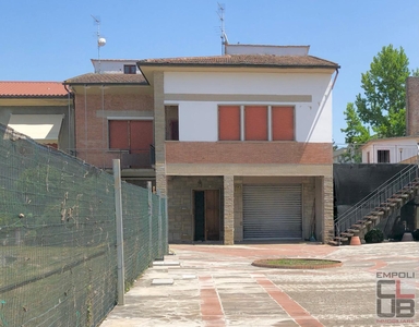 Villetta bifamiliare in vendita a Empoli