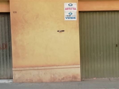Garage / Posto auto in Via San Martino 128 , 97019 Vittoria a Vittoria
