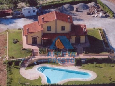Villa in vendita a Montopoli in Val d'Arno