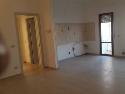 Appartamento a Martinsicuro, 5 locali, 1 bagno, arredato, 85 m²