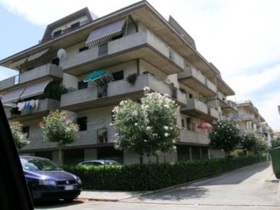 Appartamento in Via Marche 7, Martinsicuro, 7 locali, 2 bagni, 111 m²