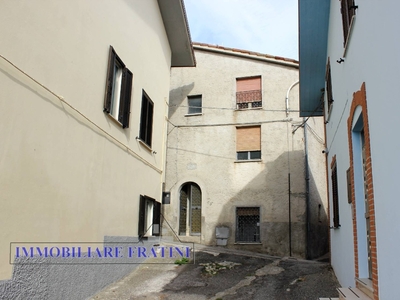 Casa indipendente a Civitella del Tronto, 6 locali, 2 bagni, 100 m²