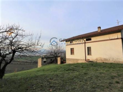 Casa indipendente in Via Coste Grandi, Ancarano, 3 locali, 1 bagno