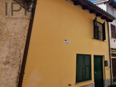 Casa semindipendente in Rocchetta di cairo, Cairo Montenotte, 2 locali