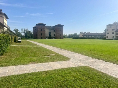 Prestigiosa villa di 300 mq in vendita, Cascina Tolcinasco, Pieve Emanuele, Milano, Lombardia