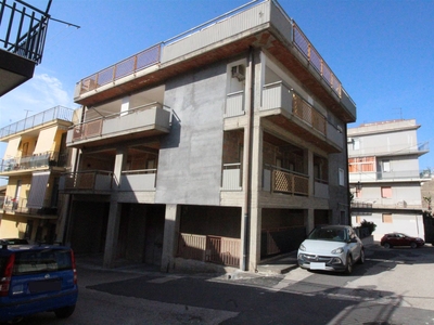Casa semi indipendente in Via de Gasperi a Lentini