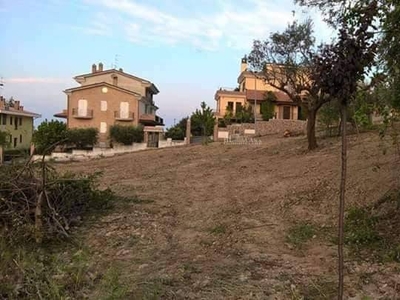 Terreno in vendita, San Benedetto del Tronto residenziale (sopra la strada statale)