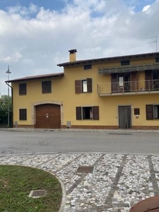 villa in vendita a Basiliano
