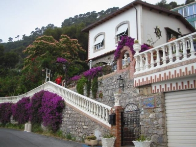 Villa in Via Del Giunchetto, Laigueglia, 6 locali, 5 bagni, 200 m²