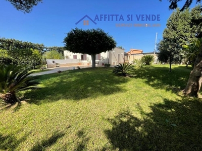 villa indipendente in affitto a Siracusa