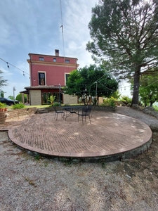 Villa singola in Via Don Minzoni, Teramo, 18 locali, 5 bagni, 600 m²