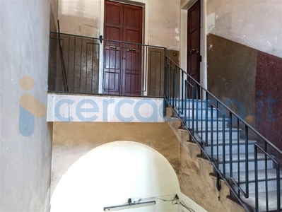 Appartamento Quadrilocale in vendita in Via Palermo 105, Catania