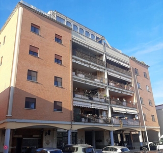 Appartamento in Vendita in Via Legnano a Latina
