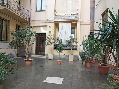 Casa a Trapani in Via Carreca, Centro Storico