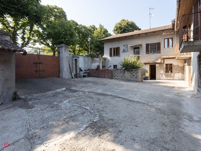 Casa indipendente in Vendita in Corso Giuseppe Rigola 122 a Vercelli