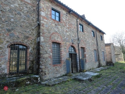 Casa indipendente in Vendita in Via del Molino II 875 a Lucca