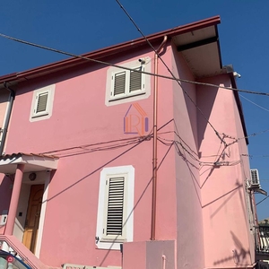 Casa indipendente in Vendita in Via Zarapoti 51 a Catanzaro