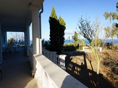Prestigiosa villa di 653 mq in vendita, Roseto degli Abruzzi, Italia