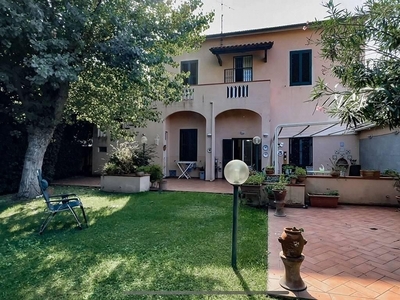 Prestigiosa villa in vendita Livorno, Italia