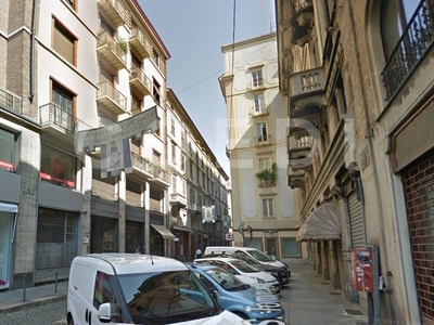 Quadrilocale in Vendita a Torino, zona Centro, 270'000€, 80 m², arredato