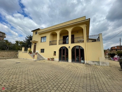 Villa in Vendita in Via dell'amicizia a Agrigento