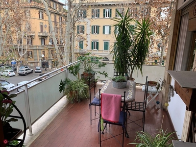 Appartamento in Vendita in Via Antonio Stoppani a Roma