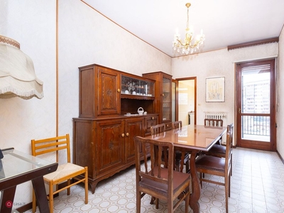 Appartamento in Vendita in Via Bardonecchia 101 a Torino