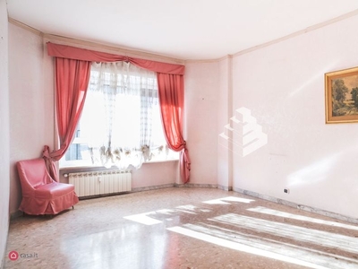 Appartamento in Vendita in Via Giuseppe Zamboni a Roma