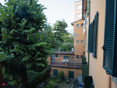 Appartamento in Vendita in Via Mascarella 94 a Bologna