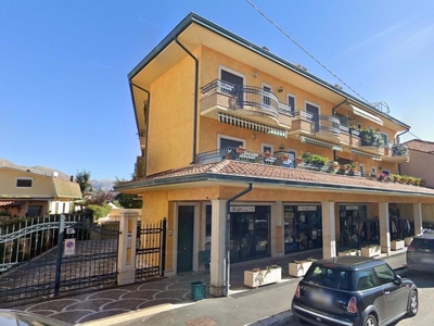 Appartamento in Via Fucino 1, Avezzano, 5 locali, 3 bagni, 220 m²