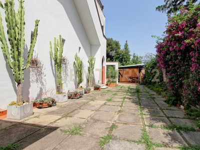 Casa indipendente in Via Igea - Colonia, Anzio