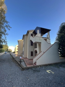 Casa semi indipendente in vendita a Monteverdi Marittimo Pisa