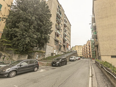 Quadrilocale di 100 m² a Genova