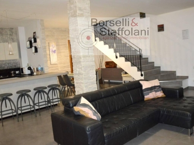 Villa a schiera a Castelfidardo, 4 locali, 1 bagno, giardino privato