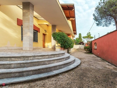 Villa in Vendita in Via Gino Marinuzzi a Roma