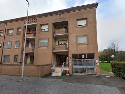 Appartamento a Livorno, 6 locali, 2 bagni, posto auto, 170 m²